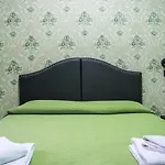 Ferrarese Hotel Rom