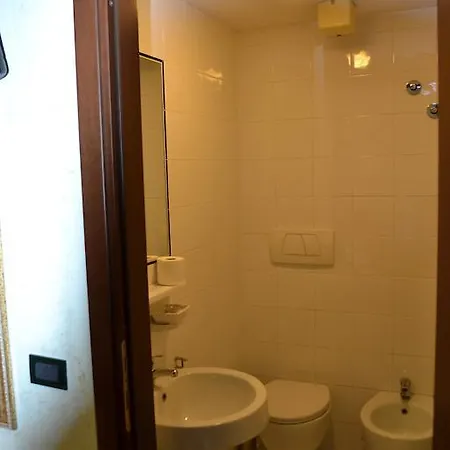 Ferrarese Hotel Rome