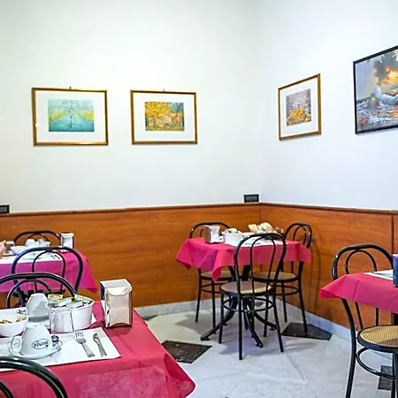 Hotel Ferrarese 2*