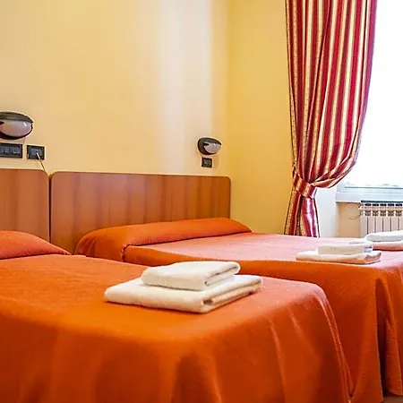 Ferrarese 2* Rome