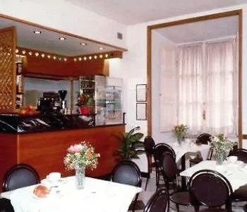 Hotel Ferrarese 2*