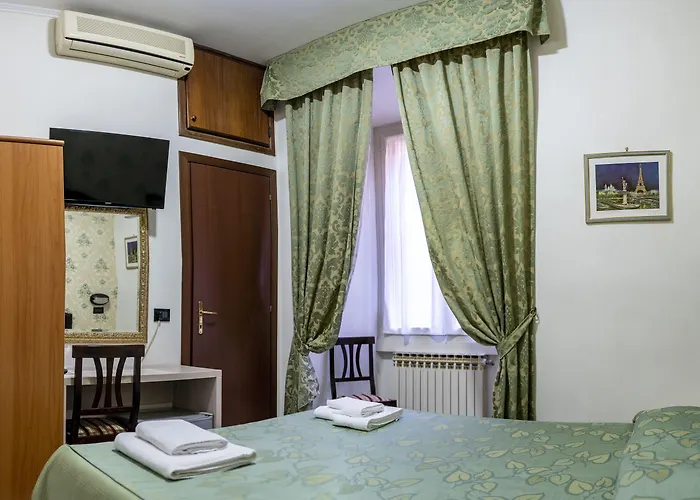 Ξενοδοχείο Ferrarese Ρώμη