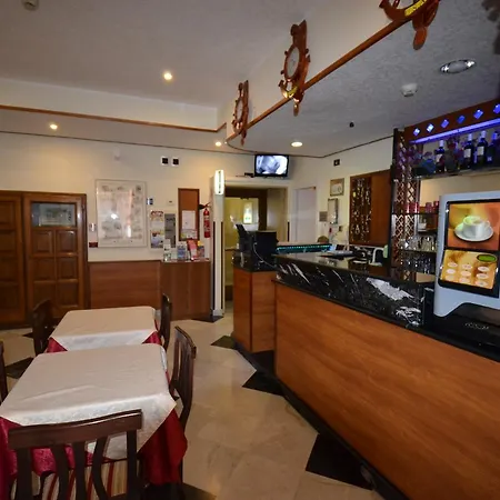 Hotel Ferrarese 2*